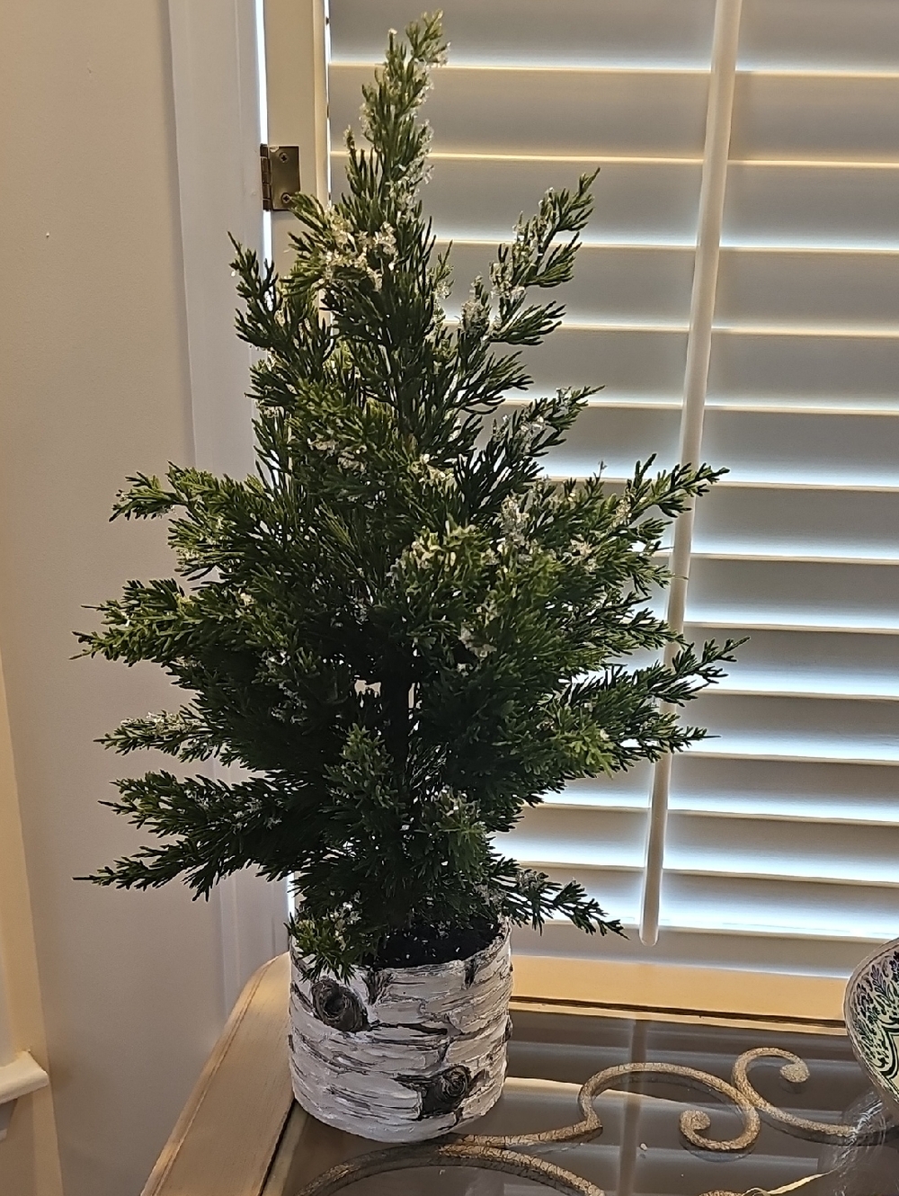 Brand New 25"Hx16"W Glittery Faux Tree